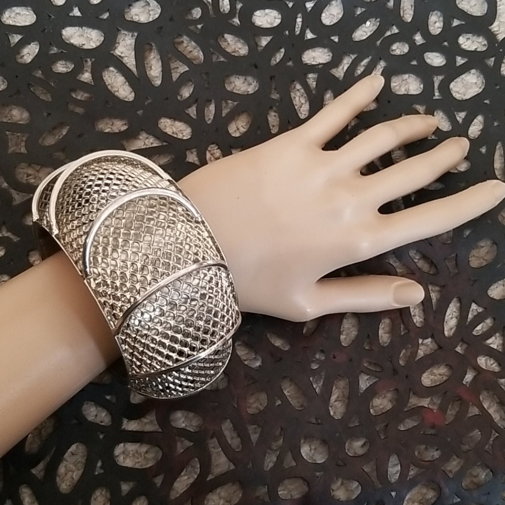 Oversized Silver Mesh Bangle Bracelet